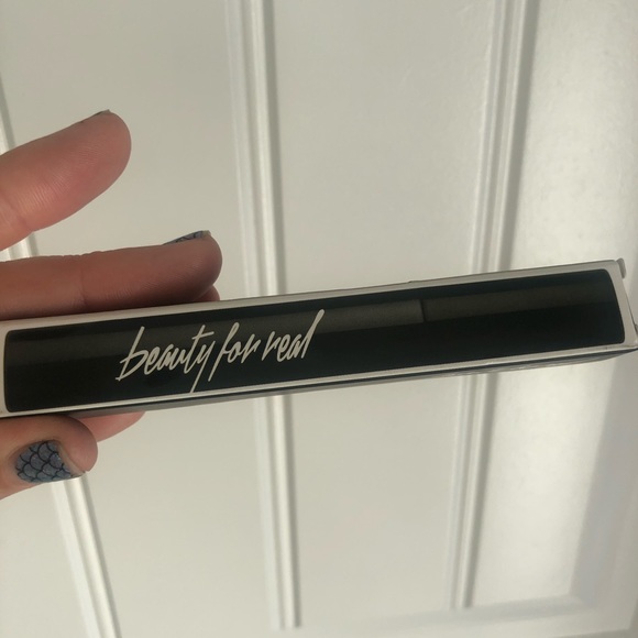 Beauty For Real High Def Mascara - NIB - Picture 2 of 4